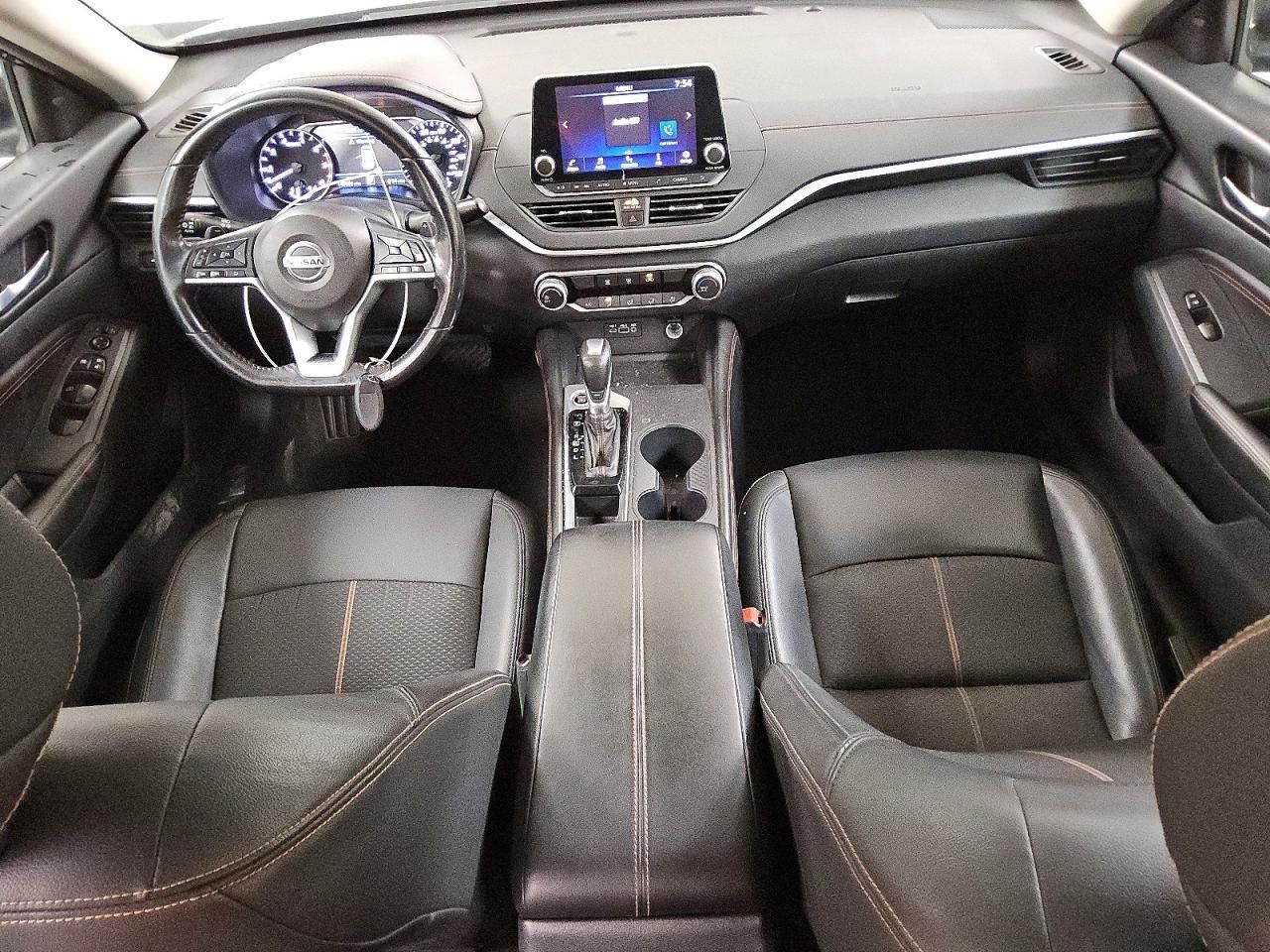 2022 Nissan Altima sr