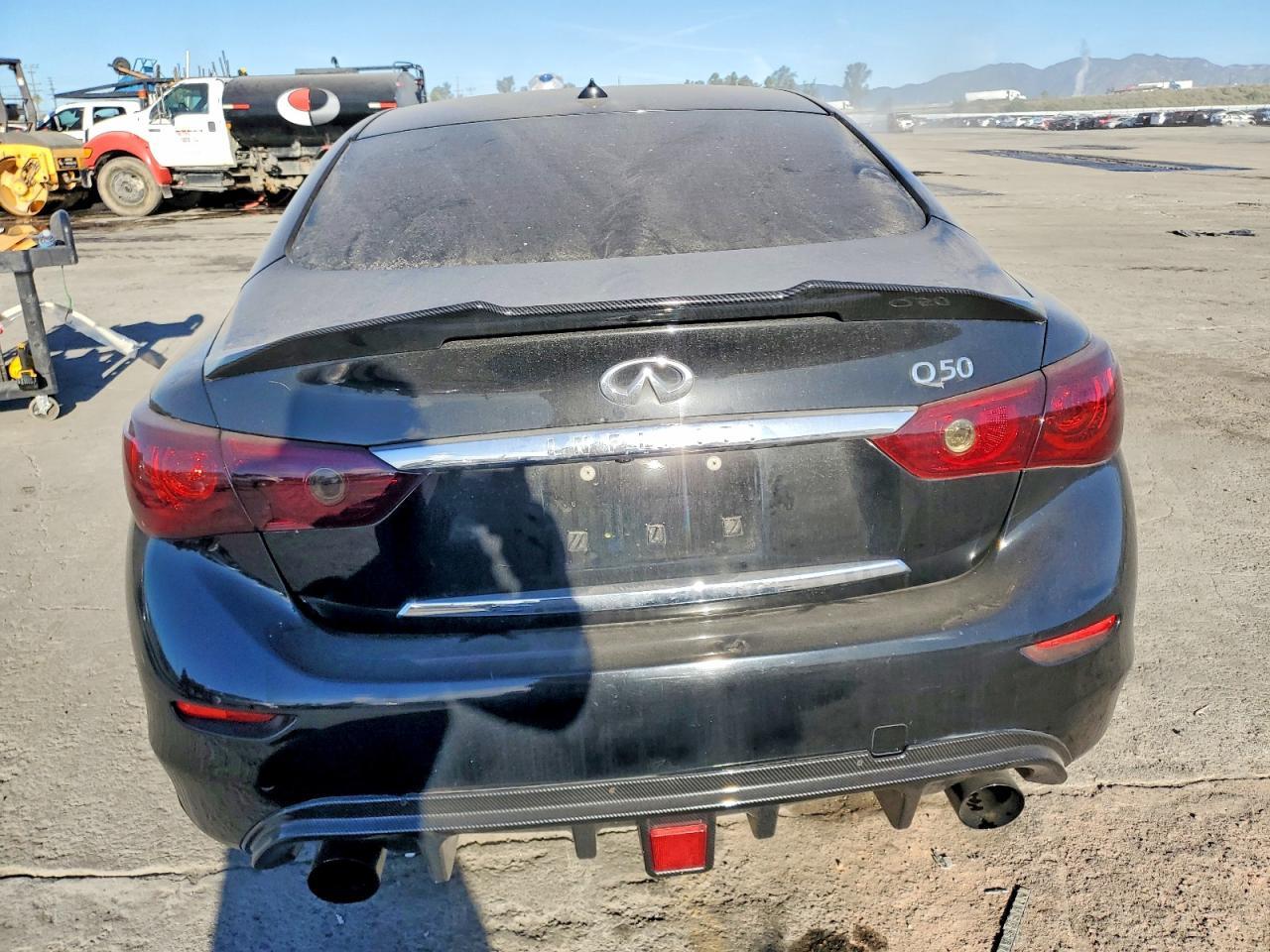 2015 Infiniti Q50 Base