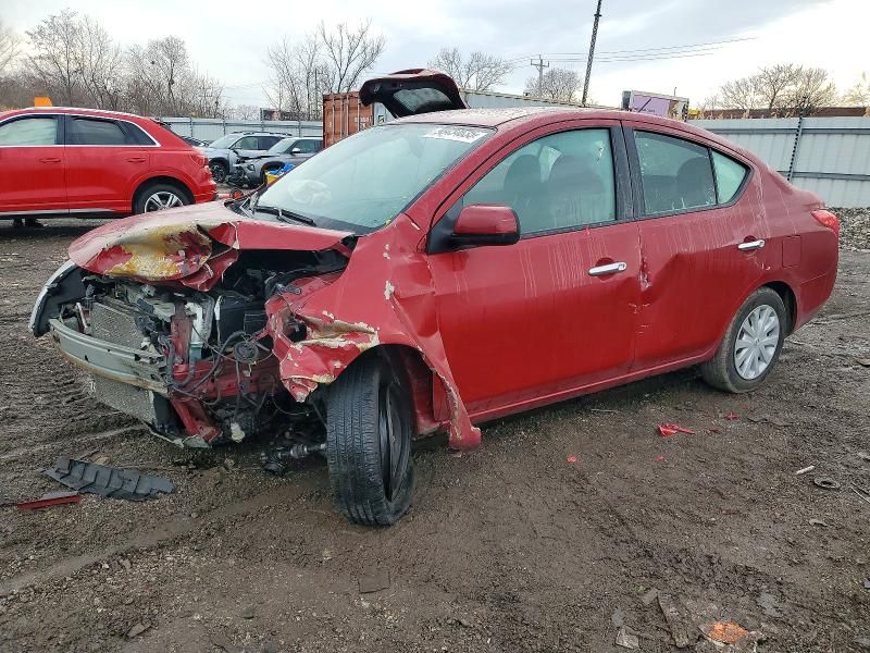 2012 Nissan Versa s