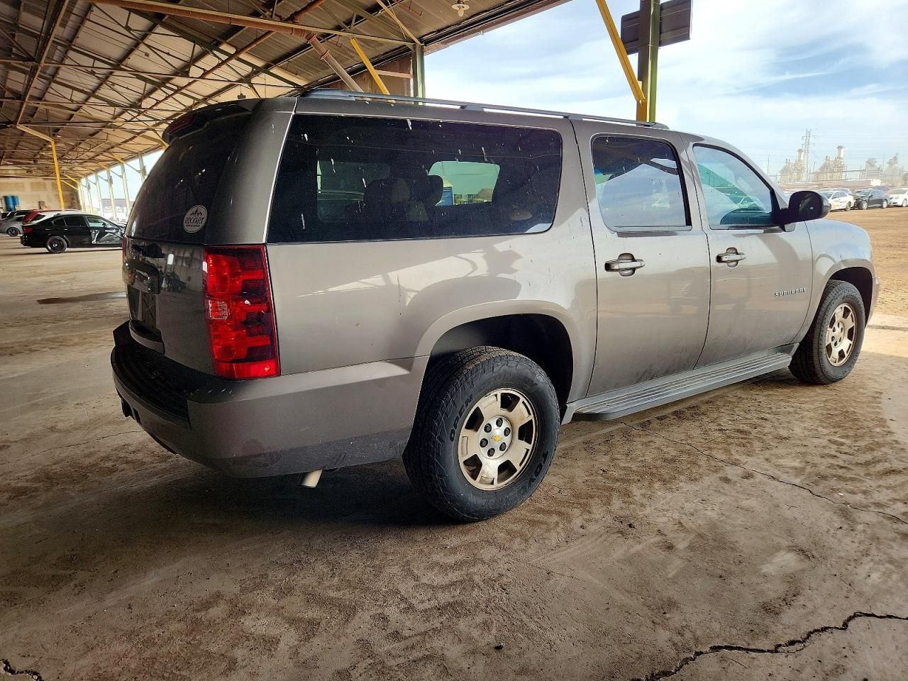 2013 Chevrolet Suburban C1500 ls