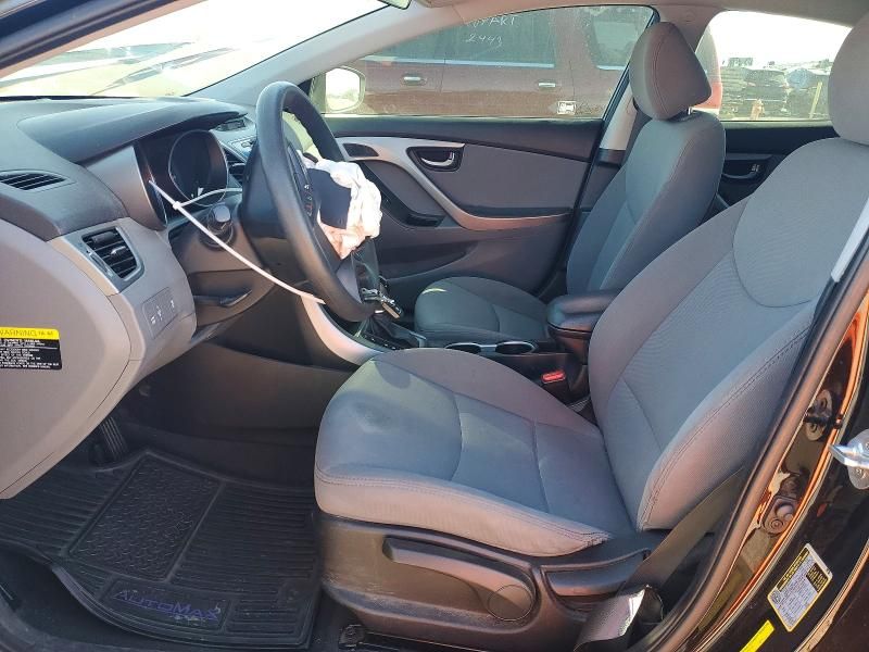 2014 Hyundai Elantra se