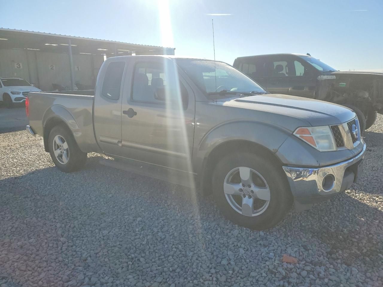 2005 Nissan Frontier King cab le