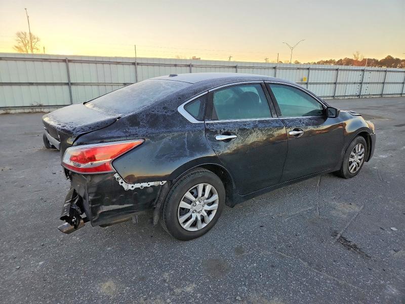 2015 Niss Altima 2.5 s