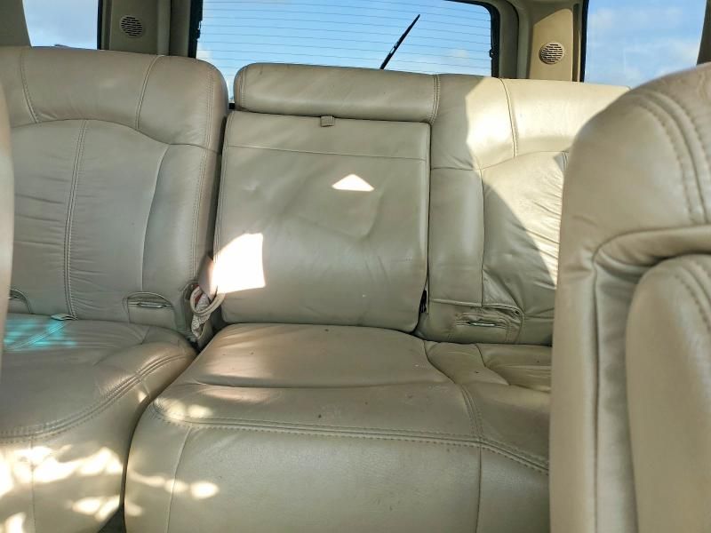 2002 Chevrolet Tahoe C1500