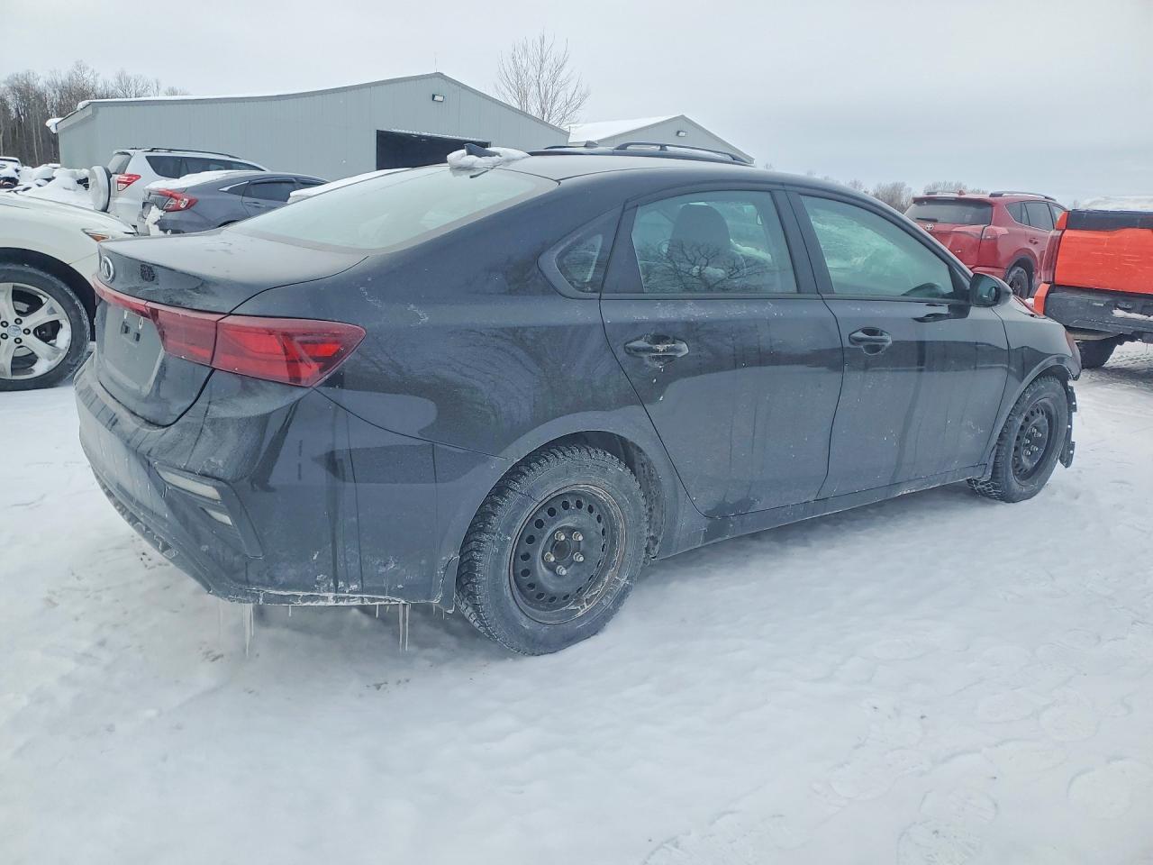 2021 KIA Forte fe