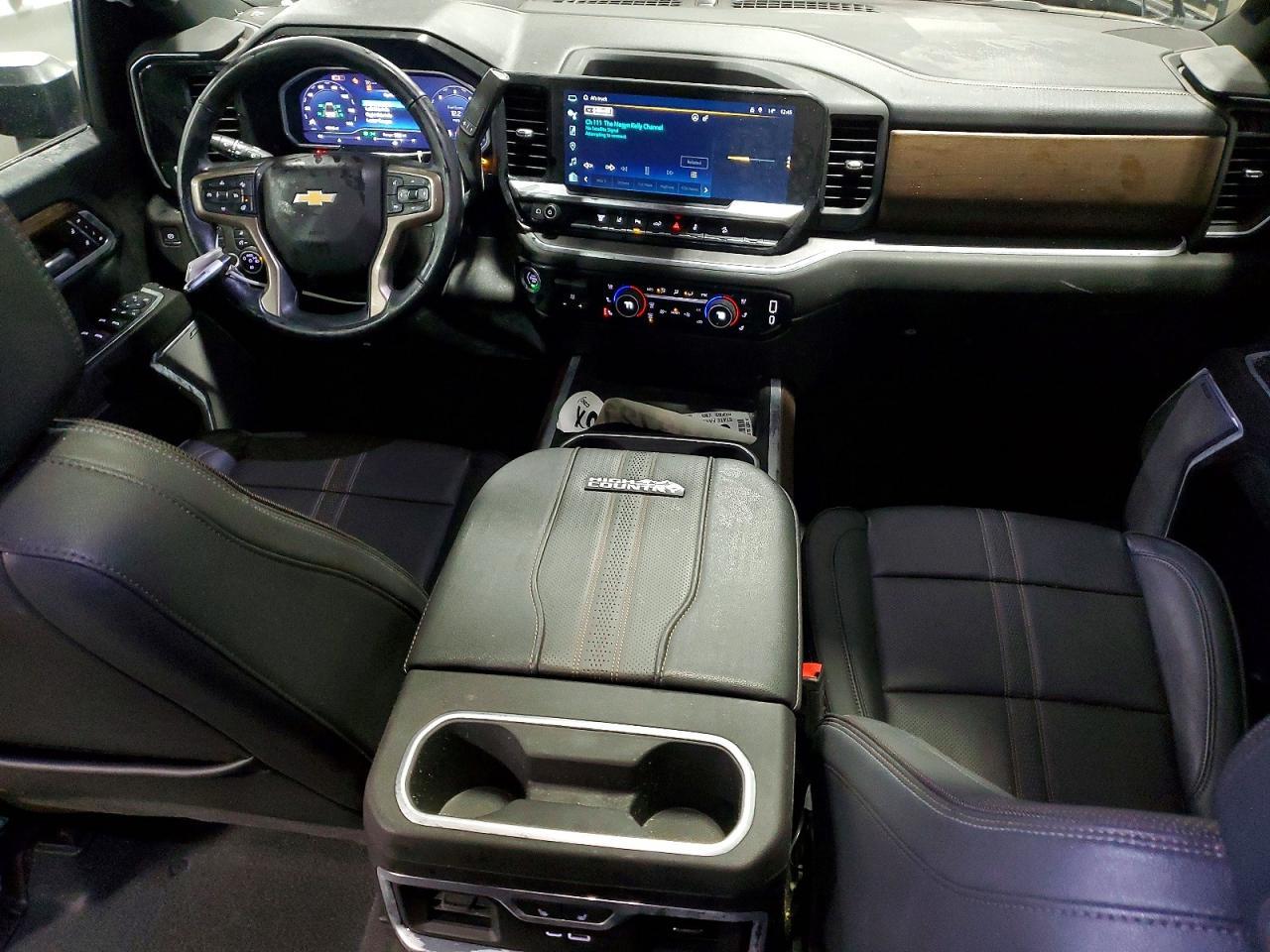 2024 Chevrolet Silverado K3500 High Country