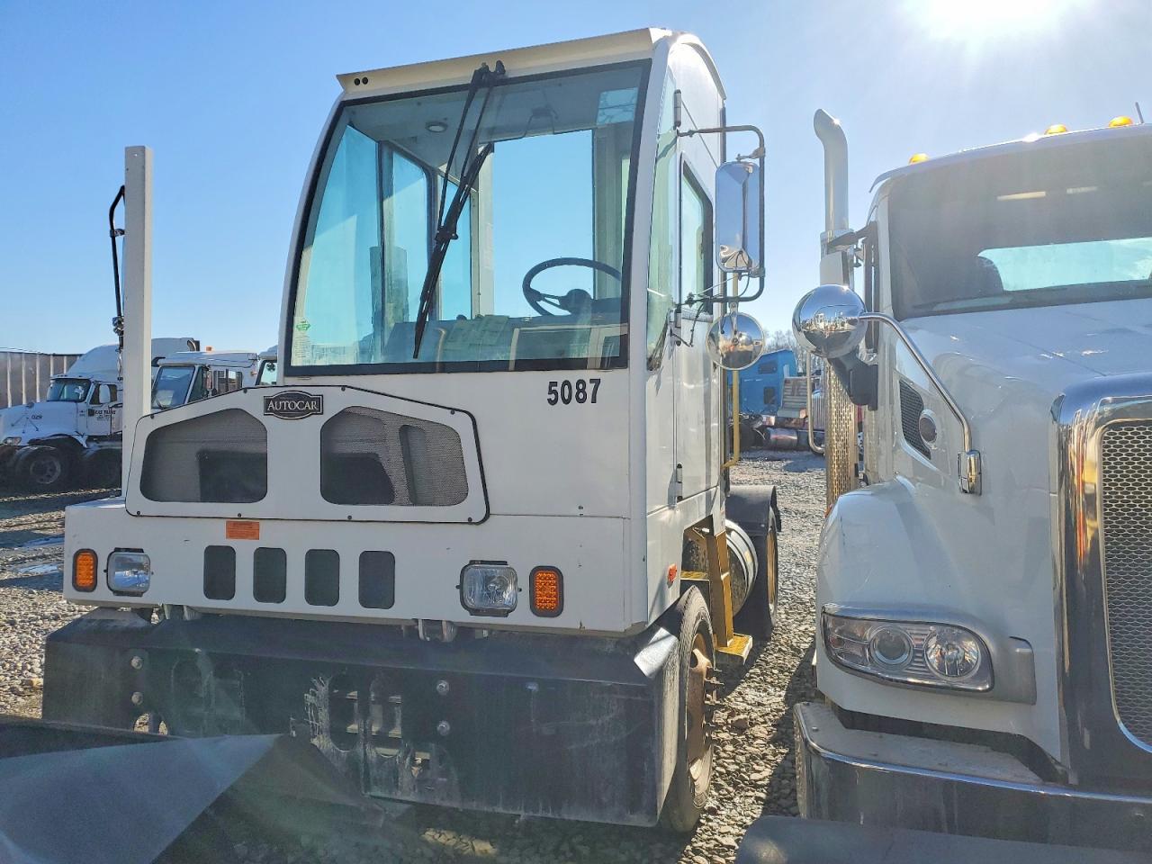 2020 Autc Xspotter O-Yard Truck