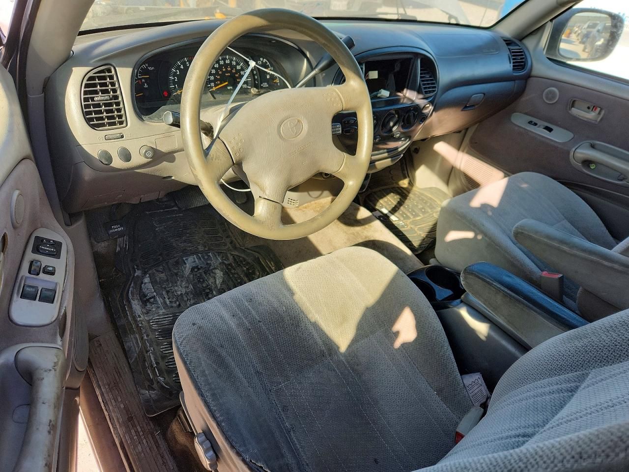 2002 Toyota Tundra Access cab SR5