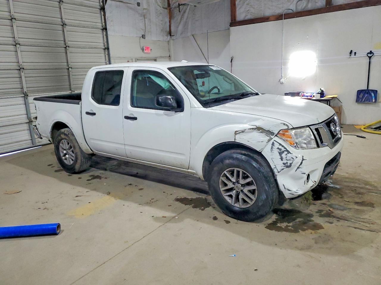 2016 Nissan Frontier s