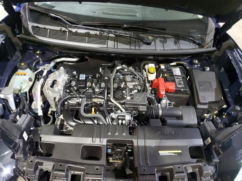 2025 Nissan Kicks sr