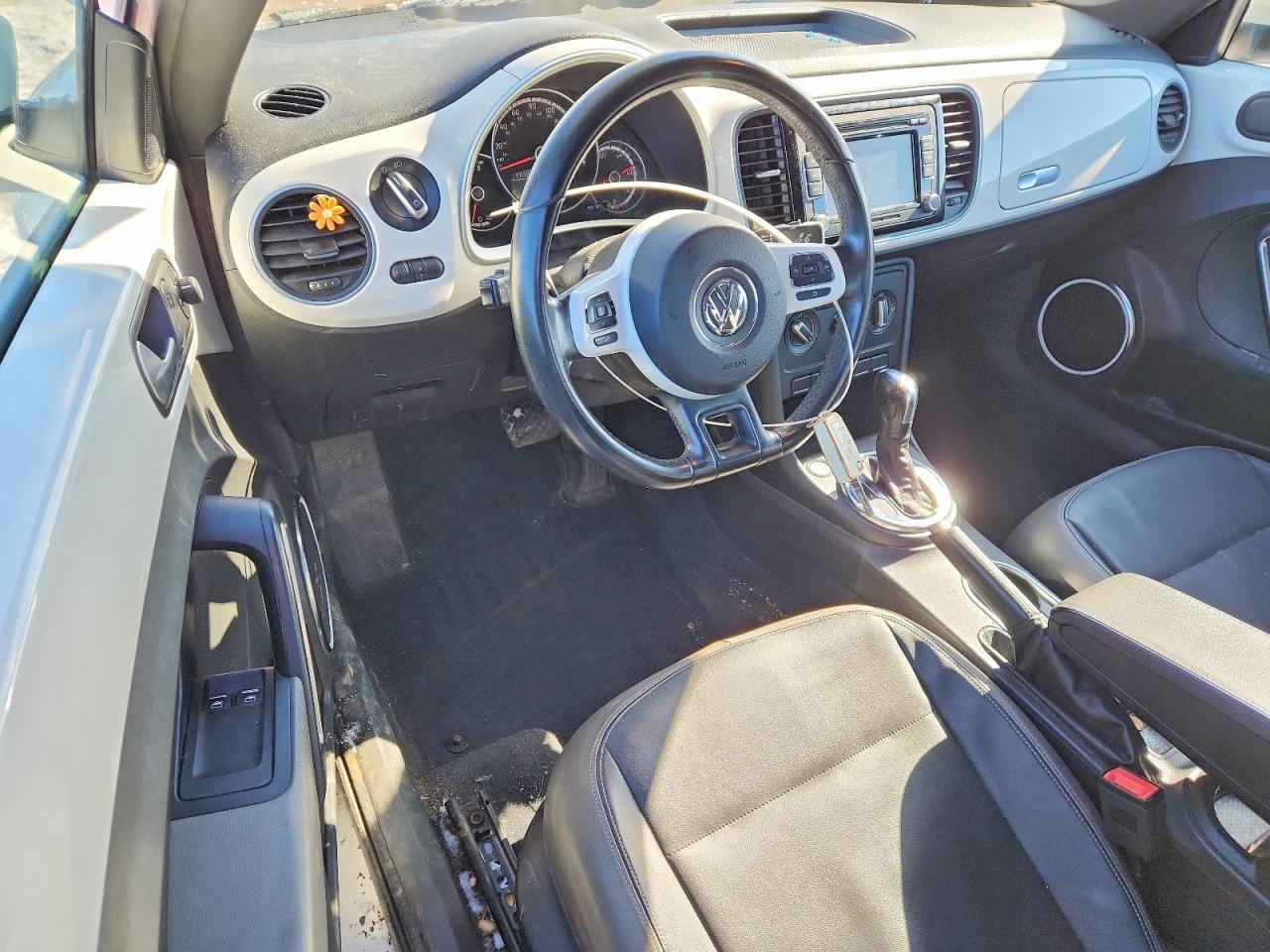 2013 Volkswagen Beetle