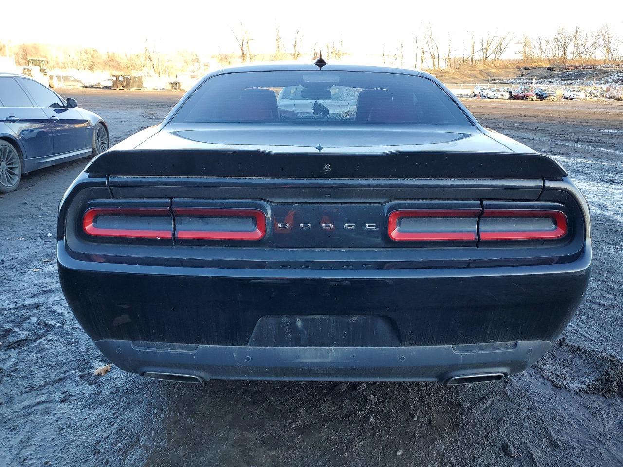 2017 Dodge Challenger sxt