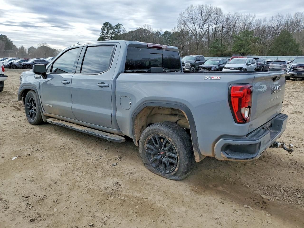 2024 GMC Sierra K1500 Elevation