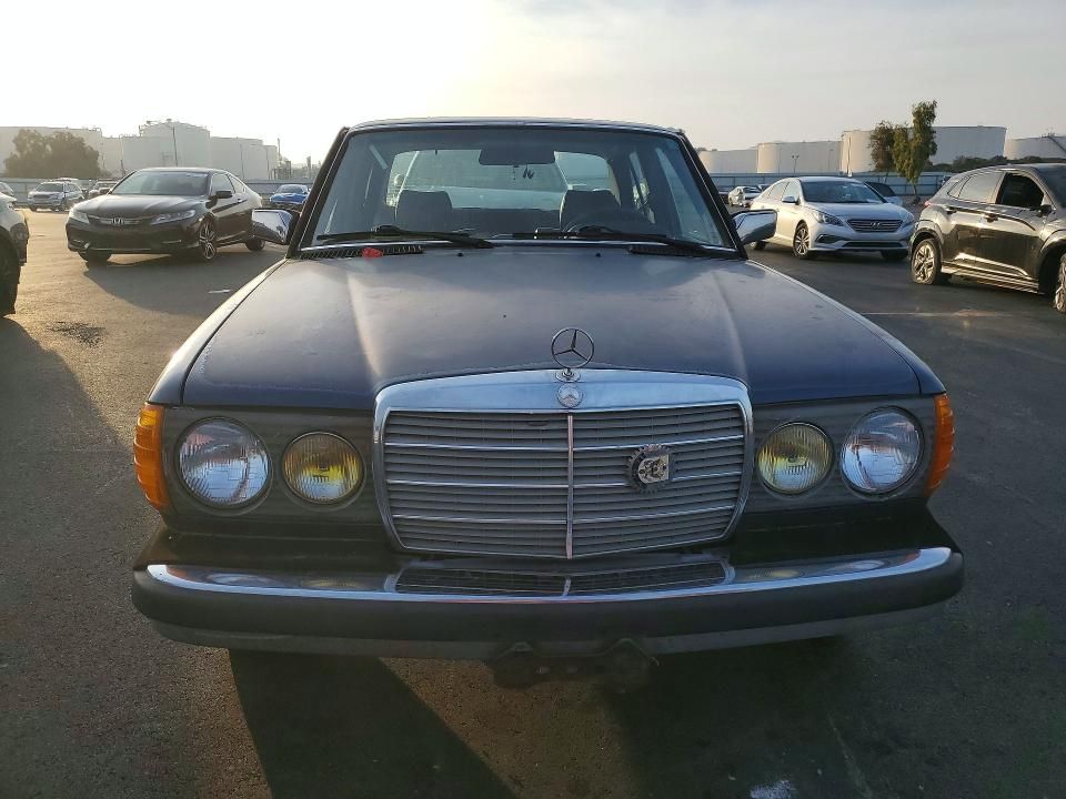 1985 Mercedes-Benz 300 dt