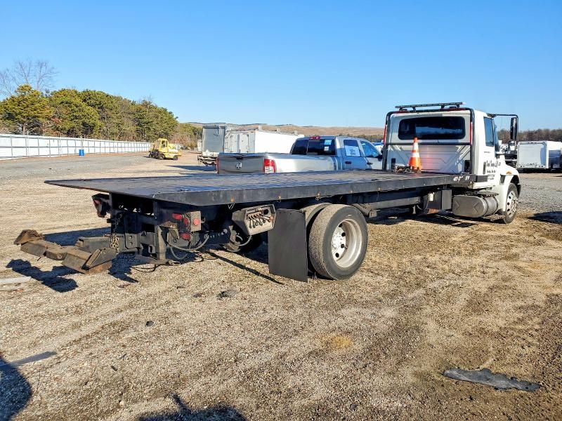 2006 International 400