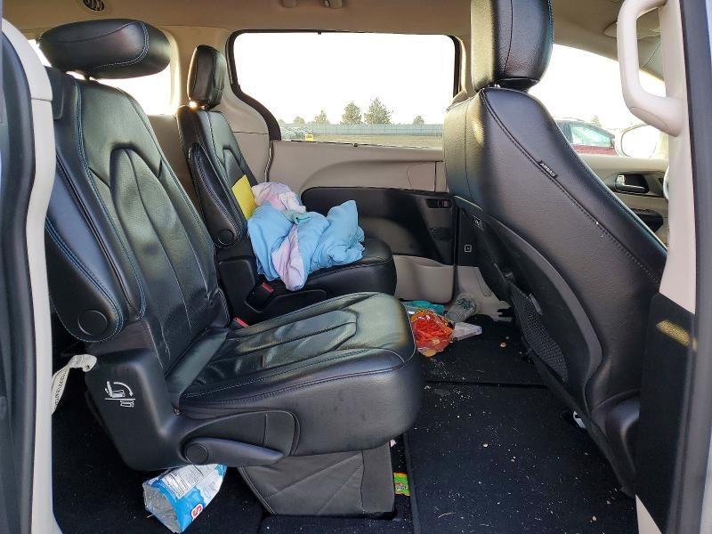 2021 Chrysler Pacifica Touring l