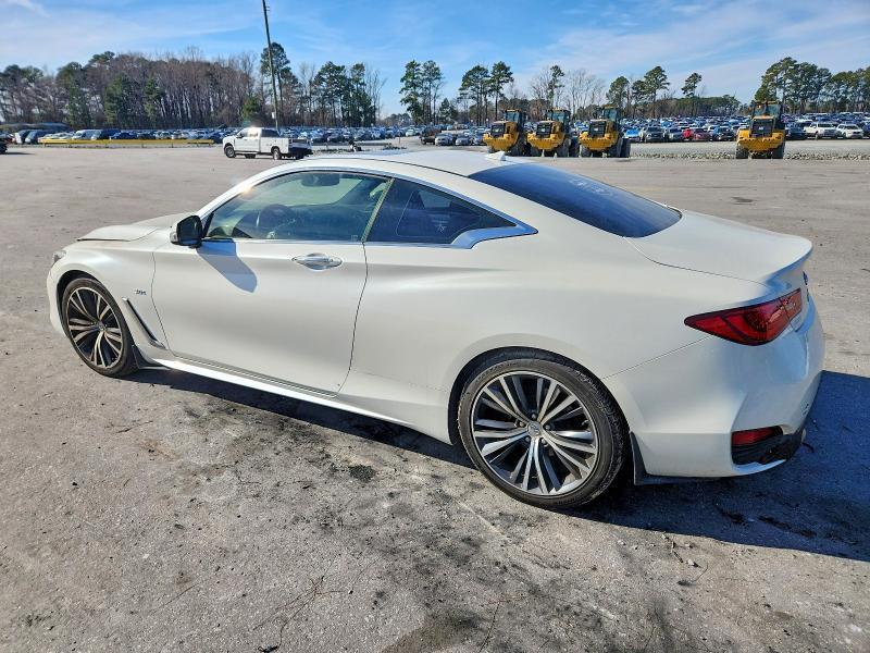 2018 Infiniti Q60 Luxe 300