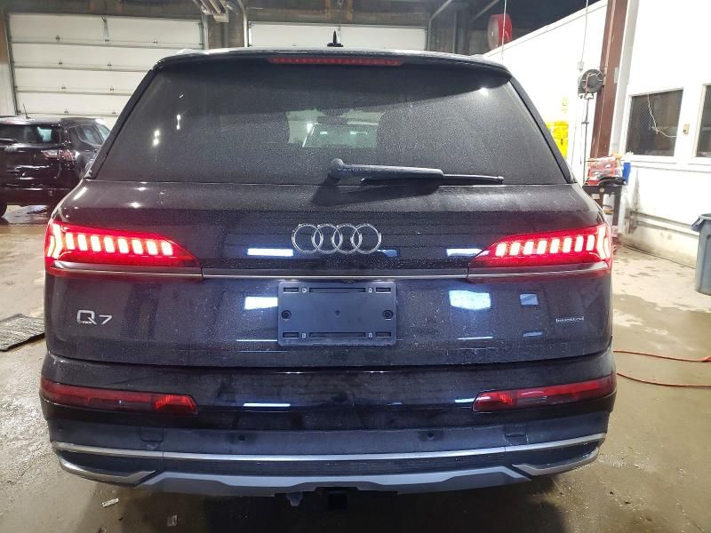 2020 Audi Q7 Premium Plus
