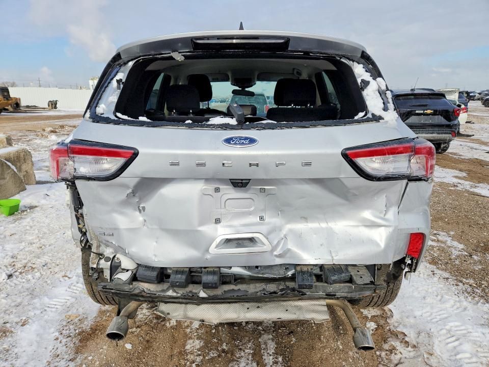 2020 Ford Escape se