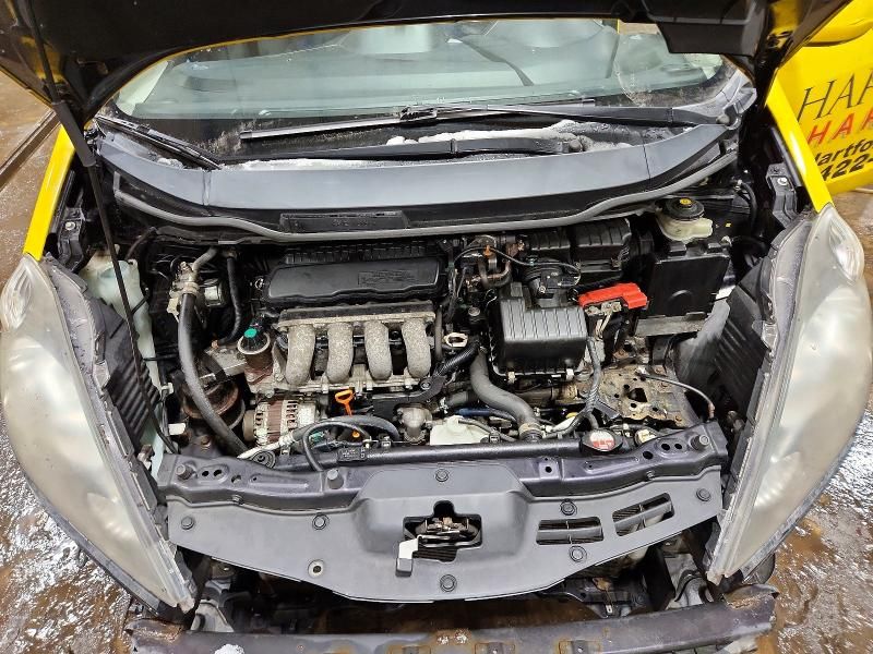 2013 Honda Fit Sport