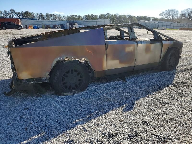 2024 Tesla Cybertruck