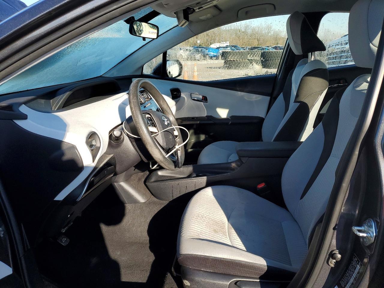 2016 Toyota Prius