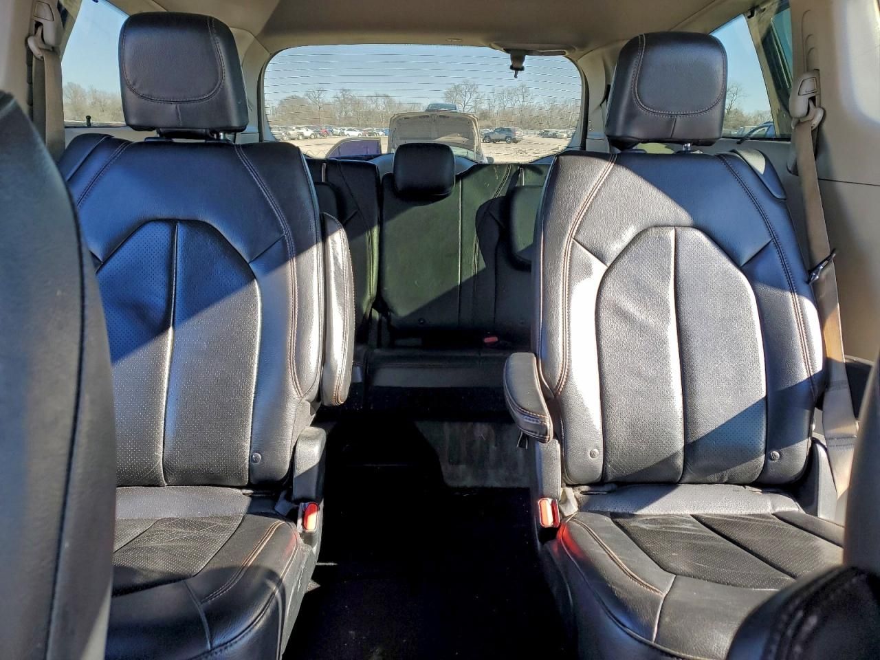 2018 Chrysler Pacifica Touring l