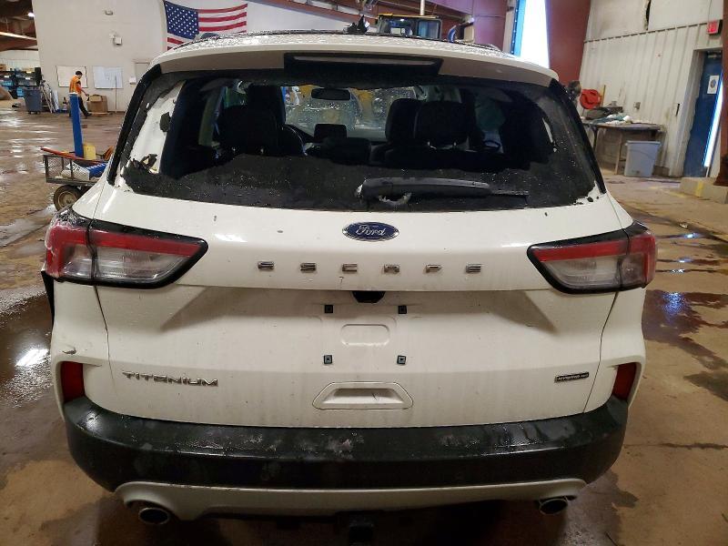 2022 Ford Escape Titanium