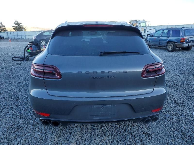 2017 Porsche Macan gts