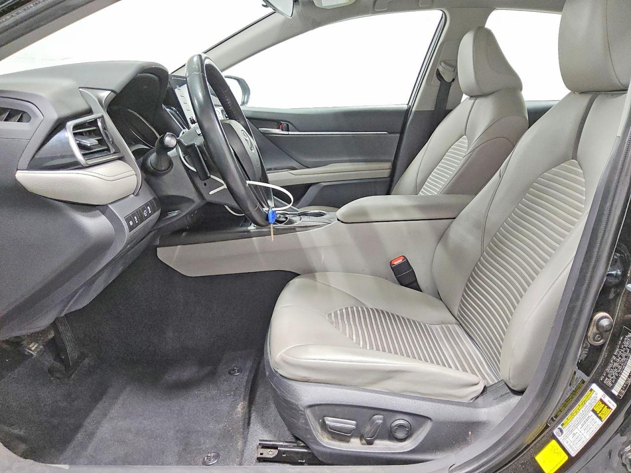 2023 Toyota Camry se Night Shade