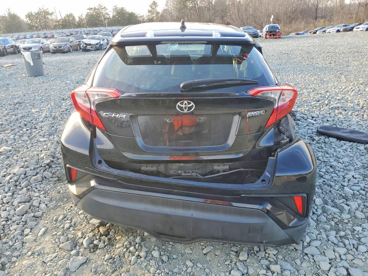 2019 Toyota C-hr xle