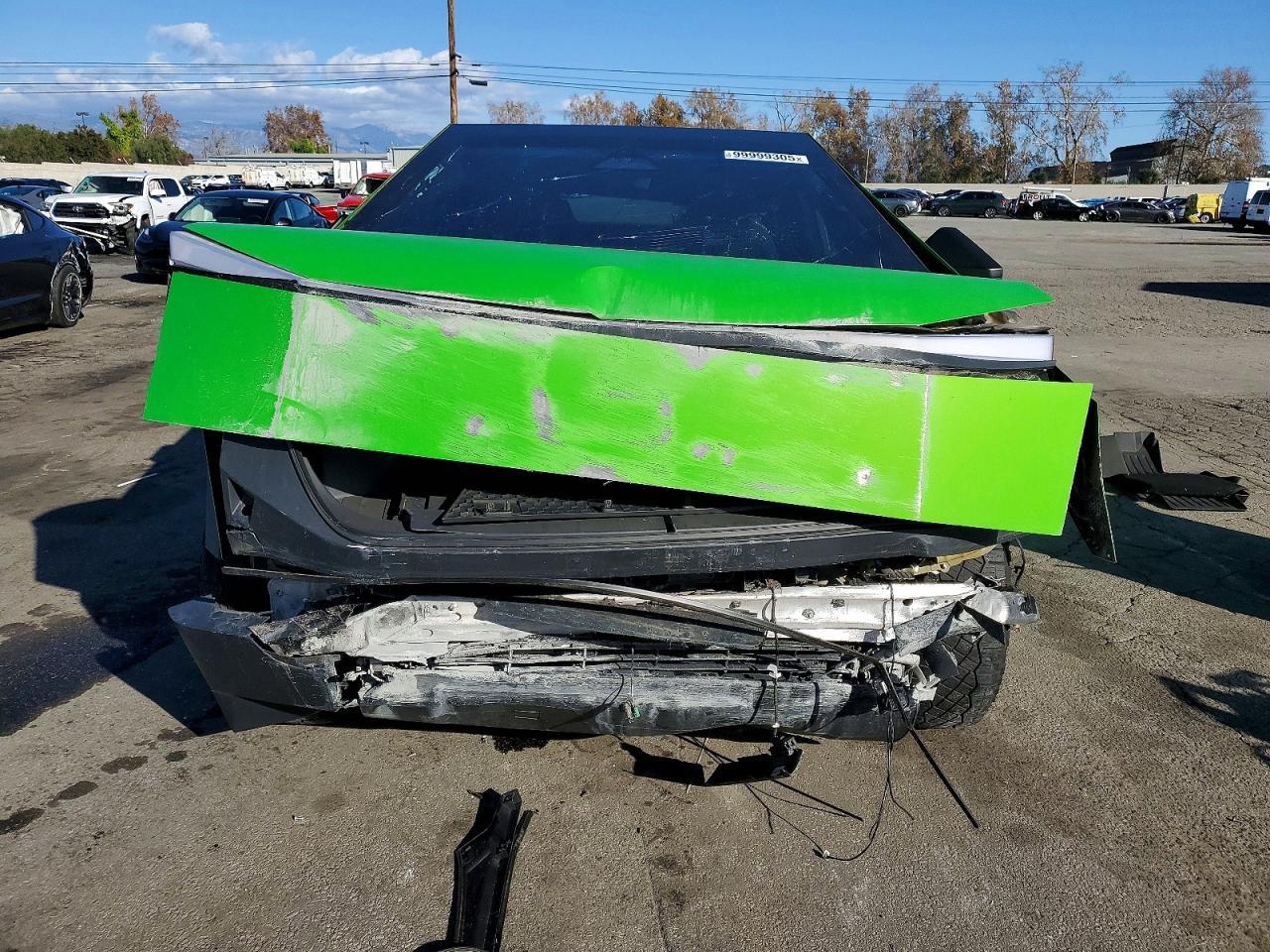 2024 Tesla Cybertruck