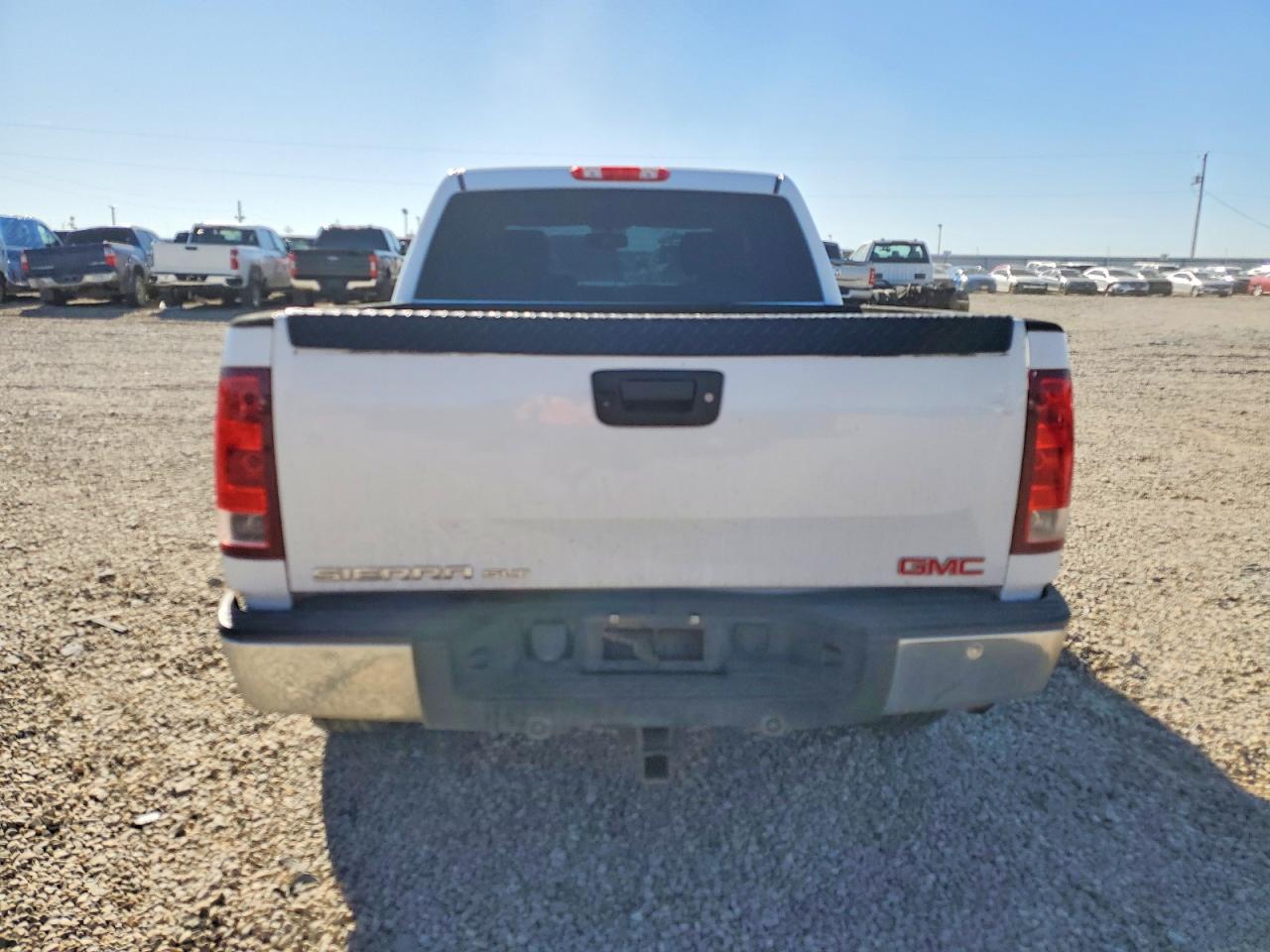 2013 GMC Sierra C1500 slt