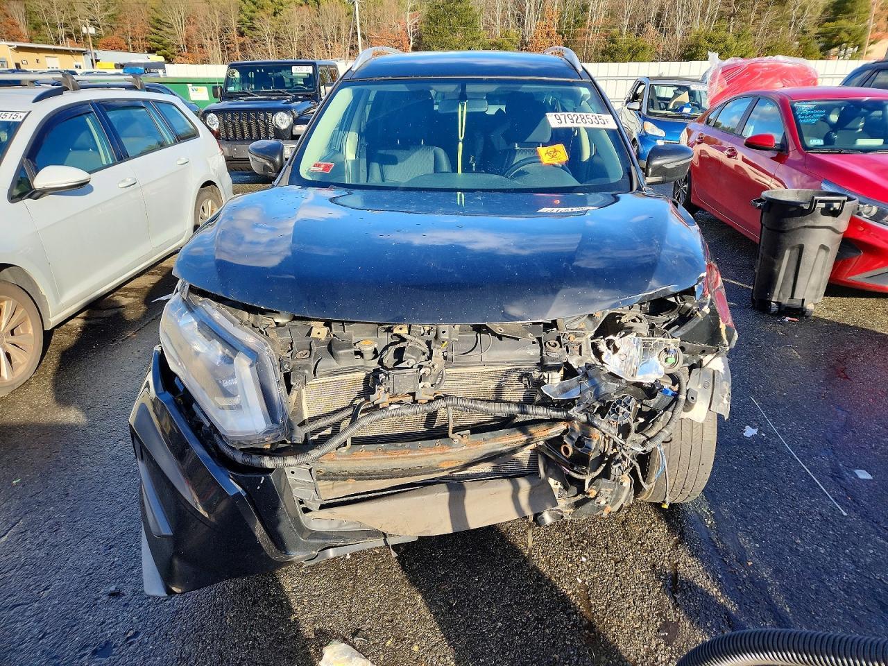 2018 Nissan Rogue s