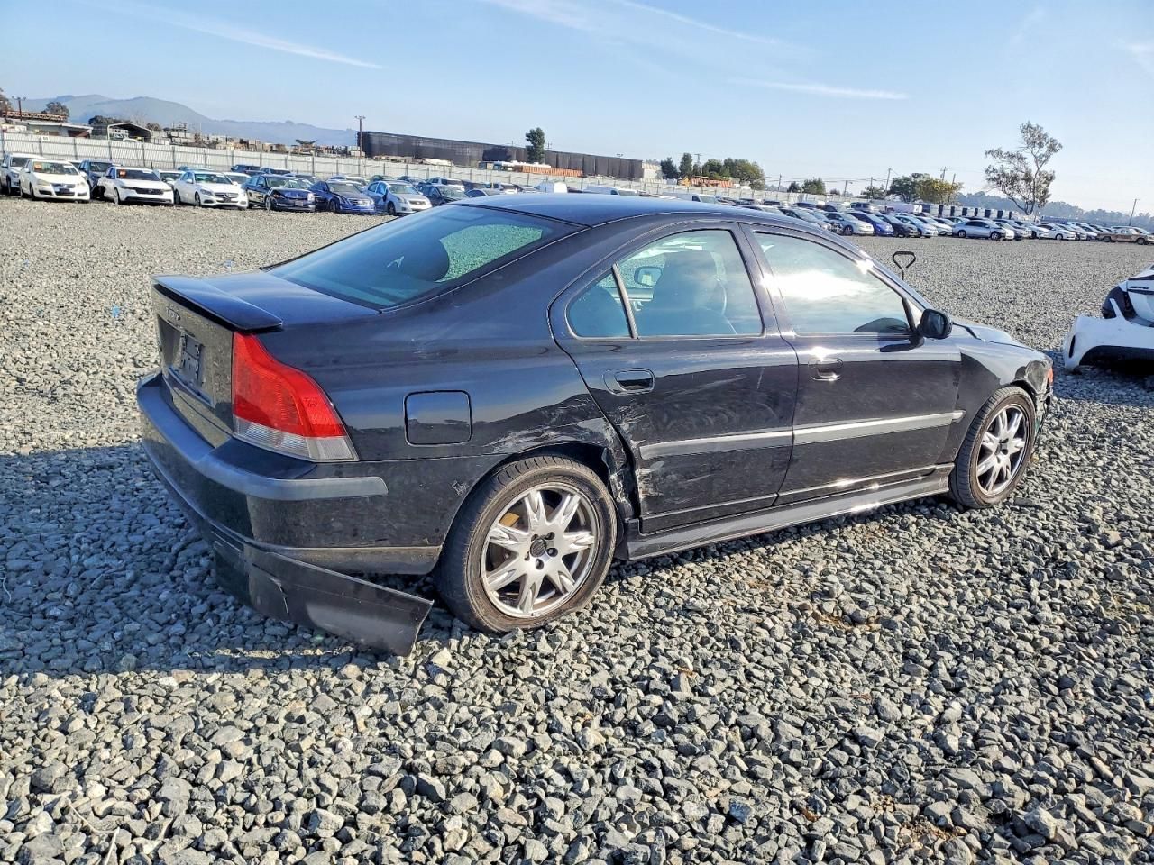 2004 Volvo S60