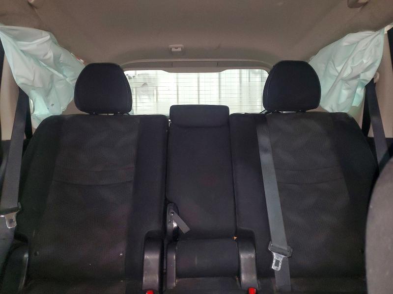 2014 Nissan Rogue sv