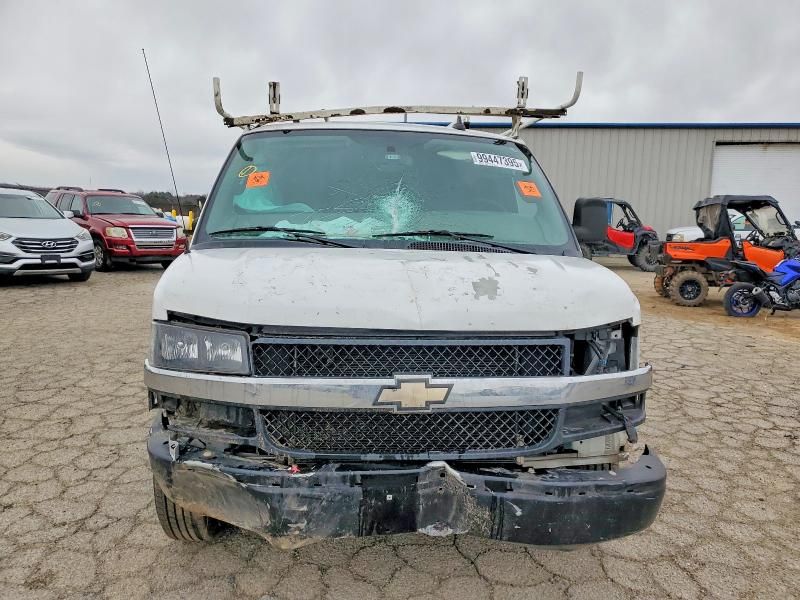 2019 Chevrolet Express Delivery van