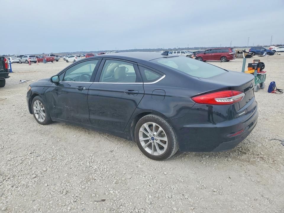 2019 Ford Fusion se