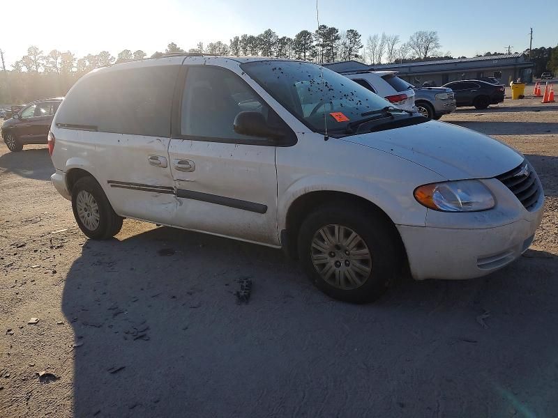 2005 Chrysler Town & Country