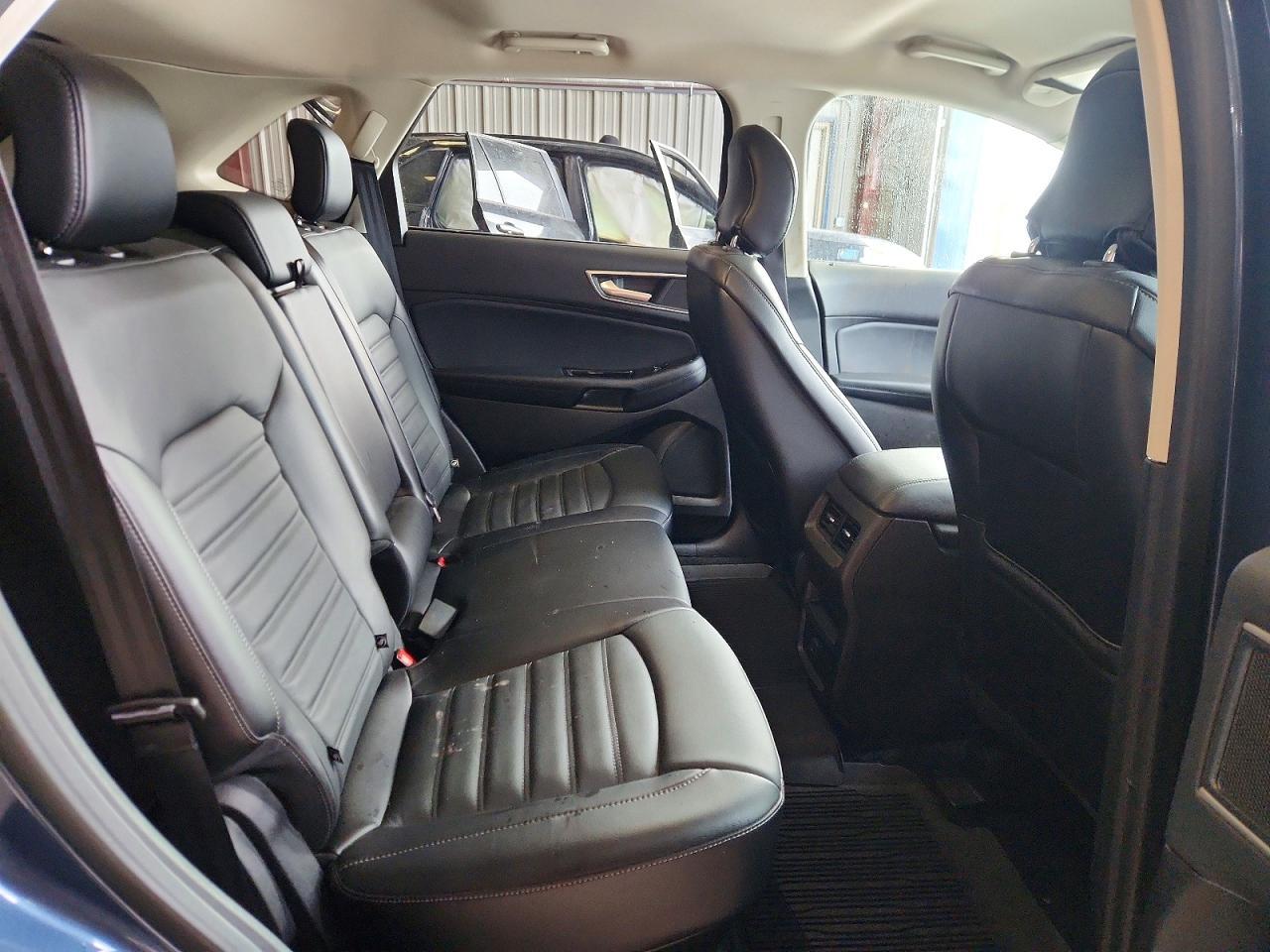 2018 Ford Edge sel