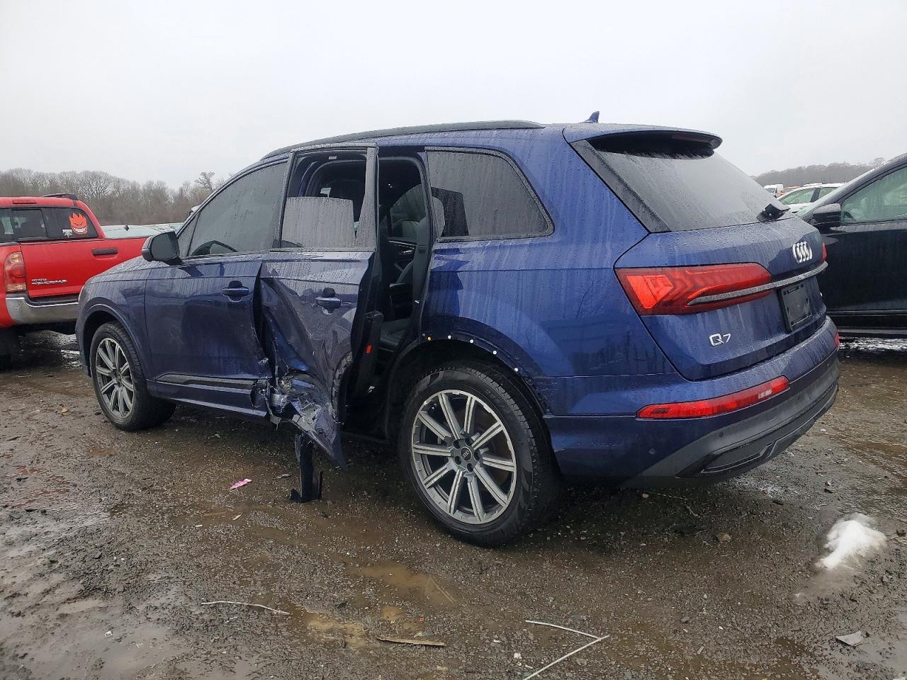 2024 Audi Q7 Premium Plus