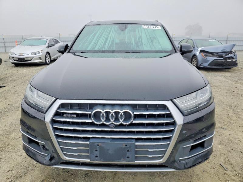 2017 Audi Q7 Premium Plus