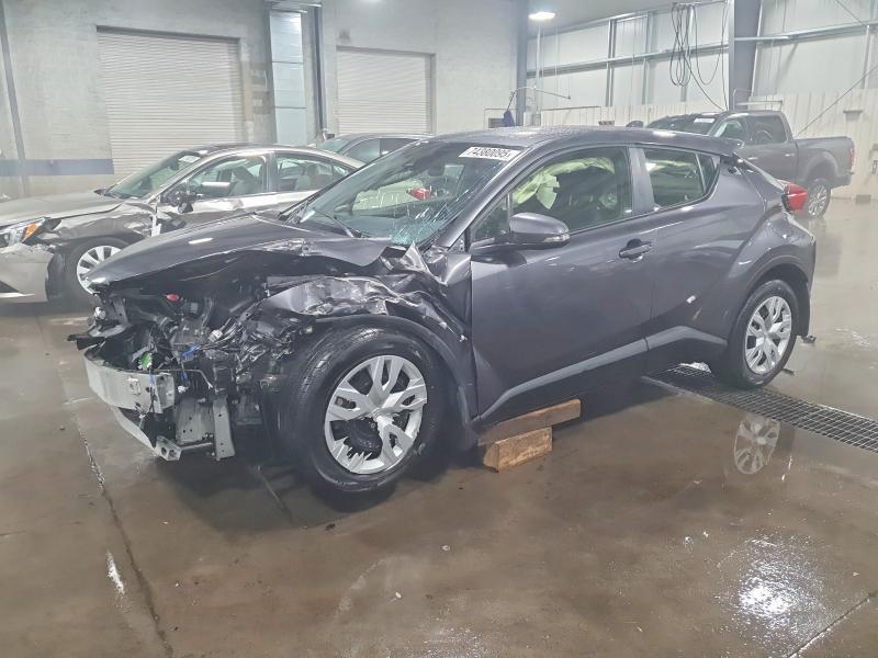 2021 Toyota C-hr xle