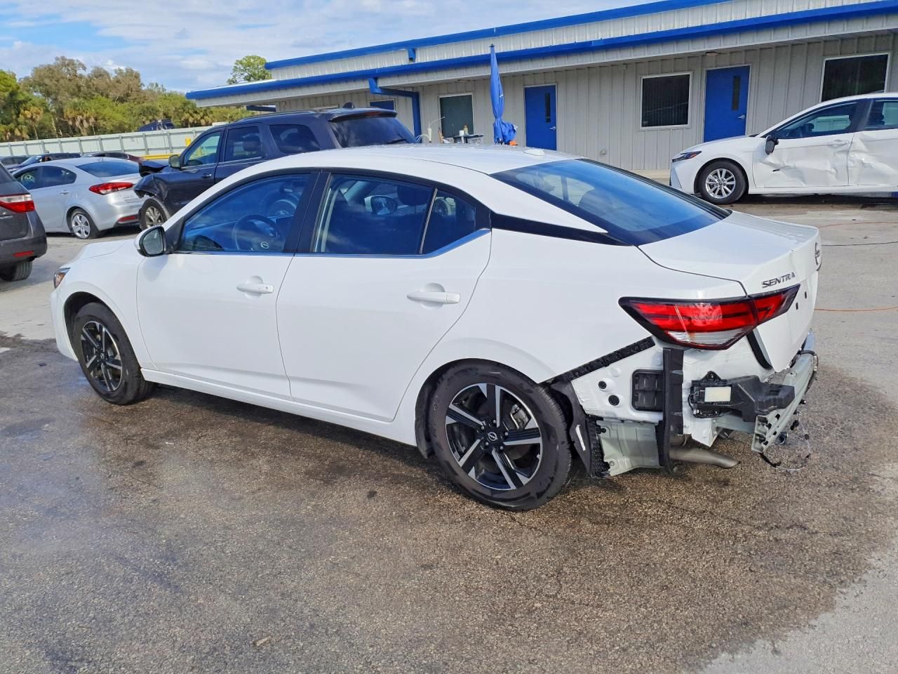 2025 Nissan Sentra sv