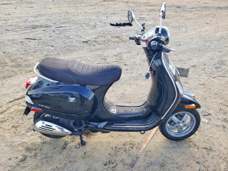2010 Vespa LX 150