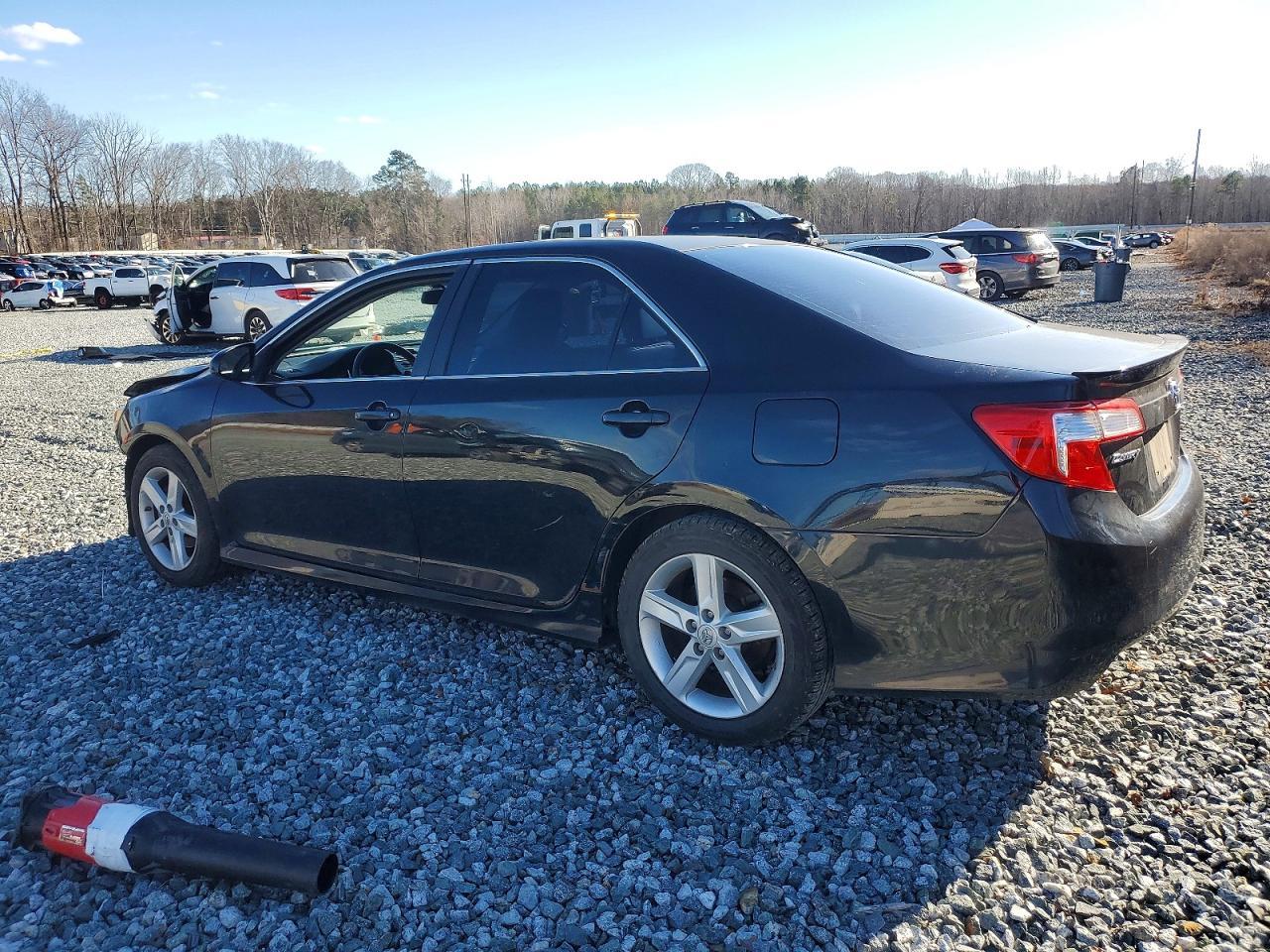 2013 Toyota Camry l