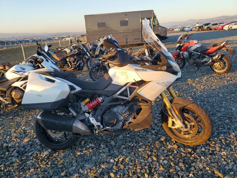 2015 Aprilia Caponord