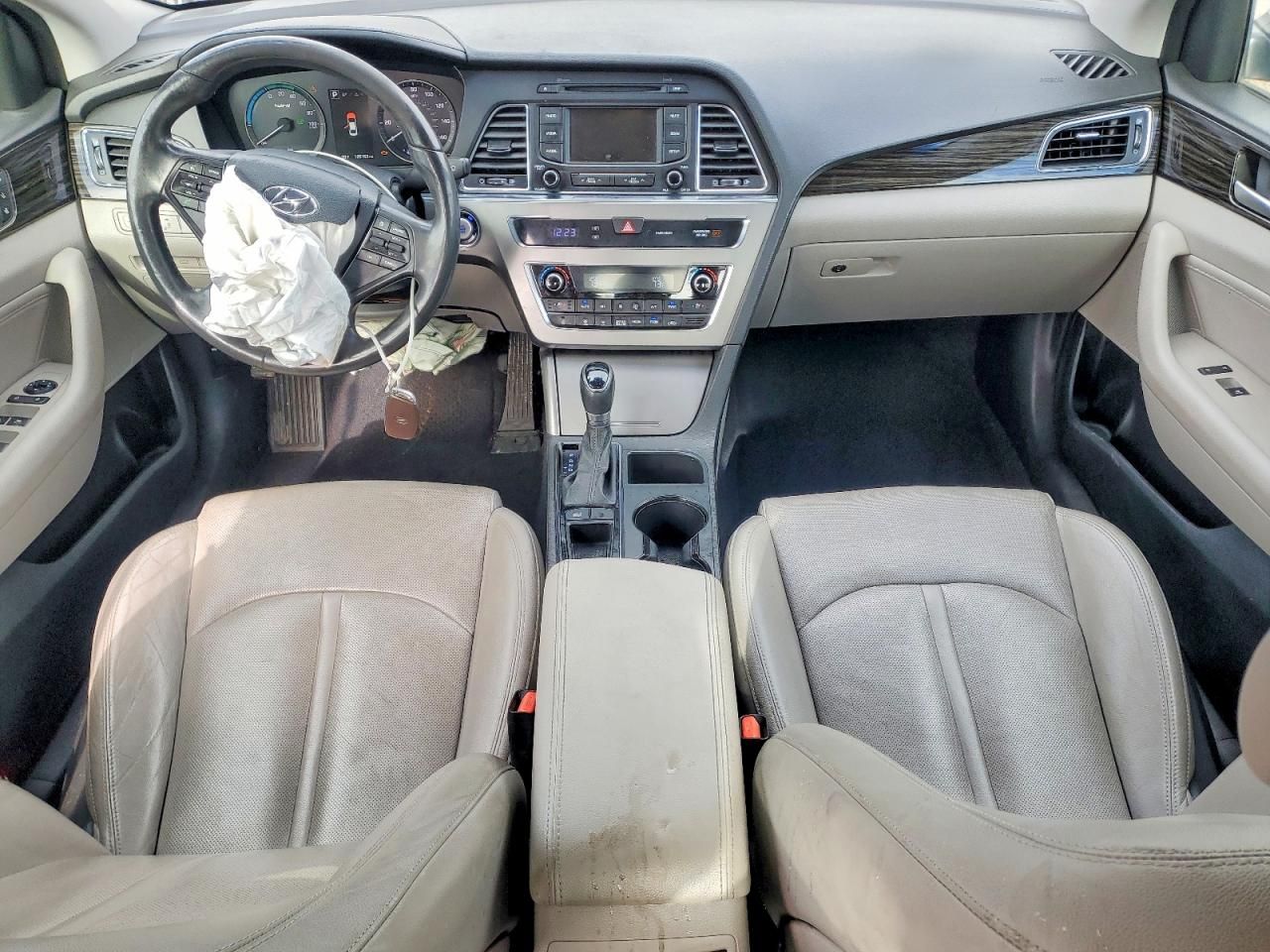 2016 Hyundai Sonata Hybrid