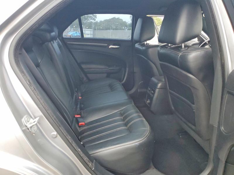 2013 Chrysler 300 s