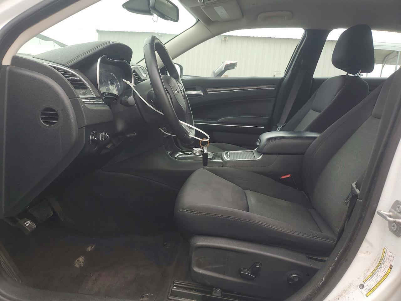 2018 Chrysler 300 Touring